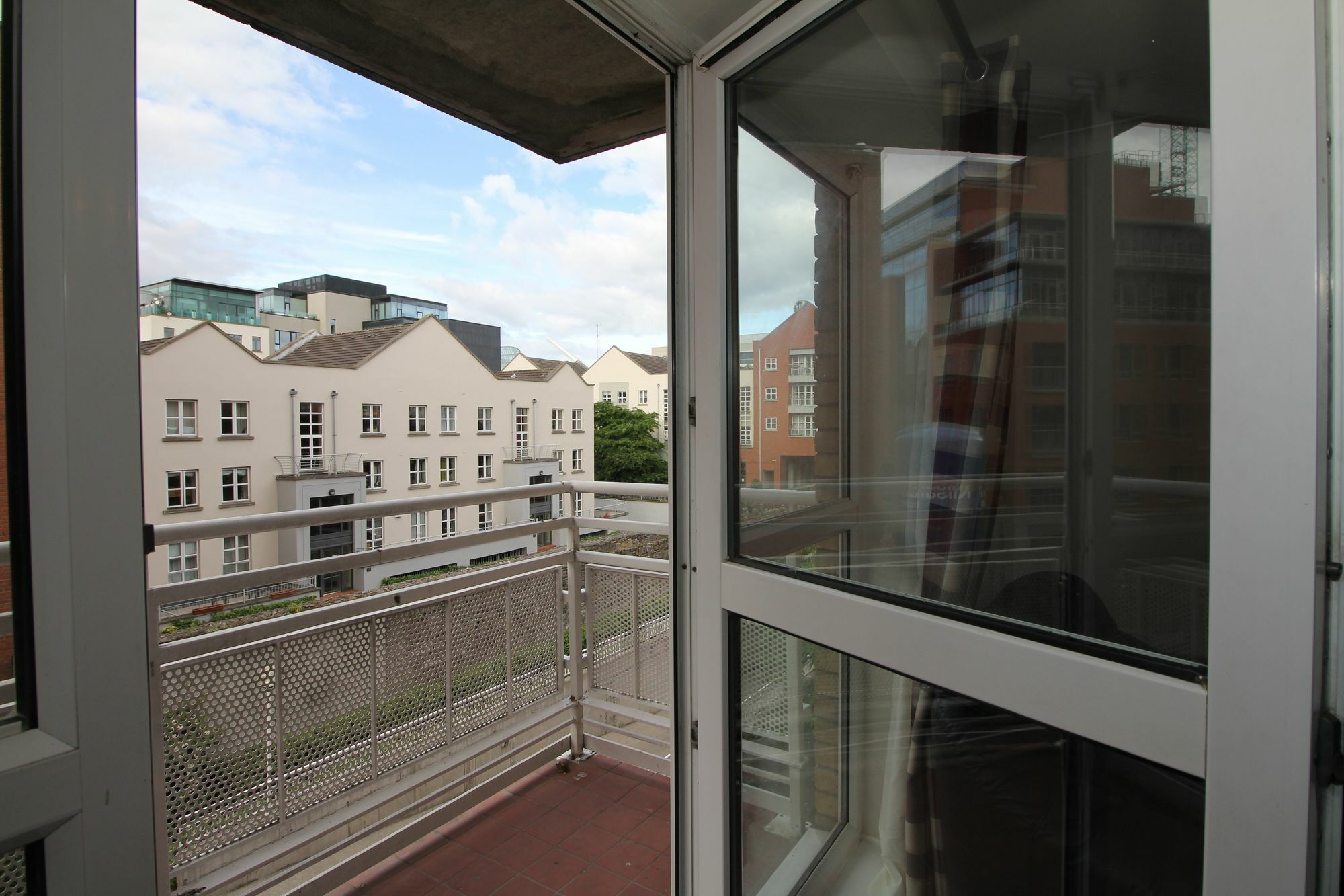 The Windmill Apartment Dublin Bagian luar foto